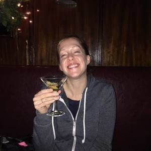 Meet your Posher, Leigh